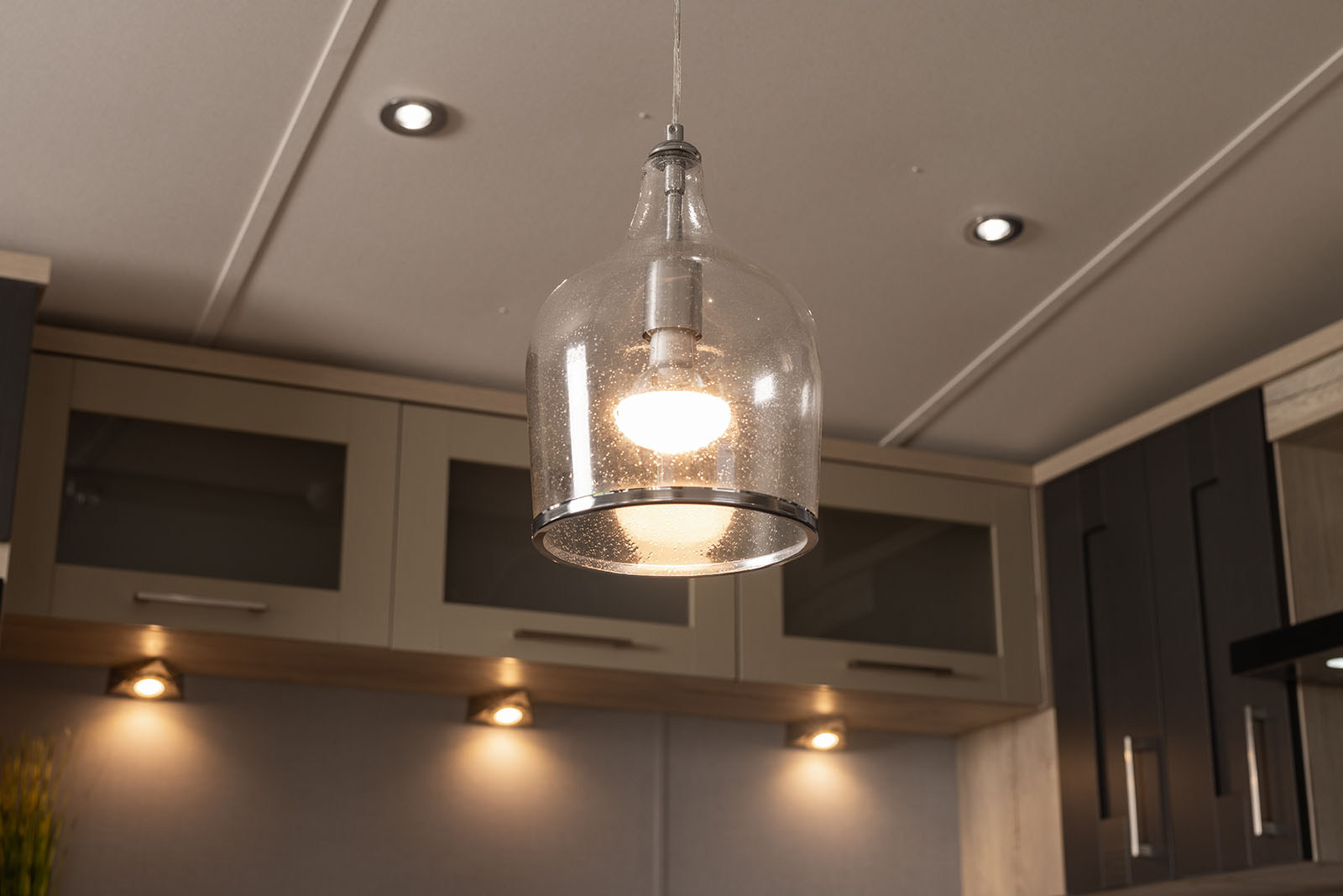 Light fixture detail.